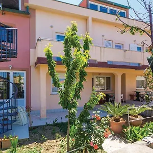 Olive House Rab Apartment