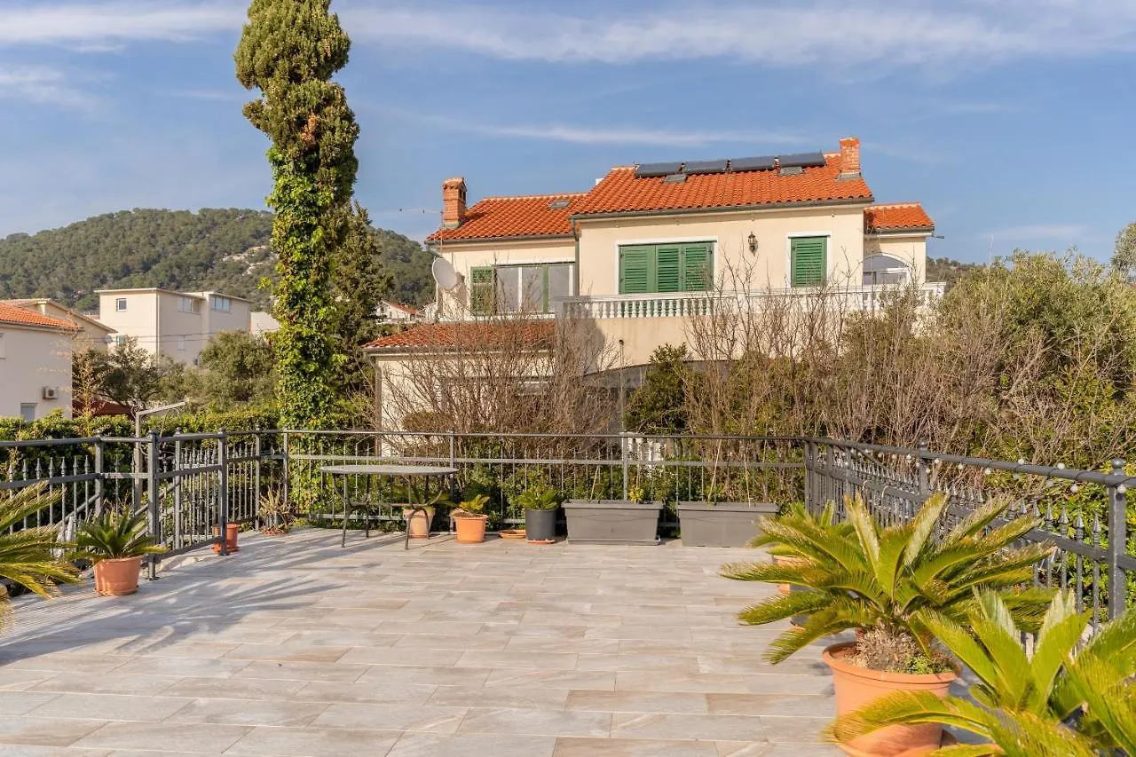 Apartments By The Sea Barbat, Rab - 3203 Barbat na Rabu