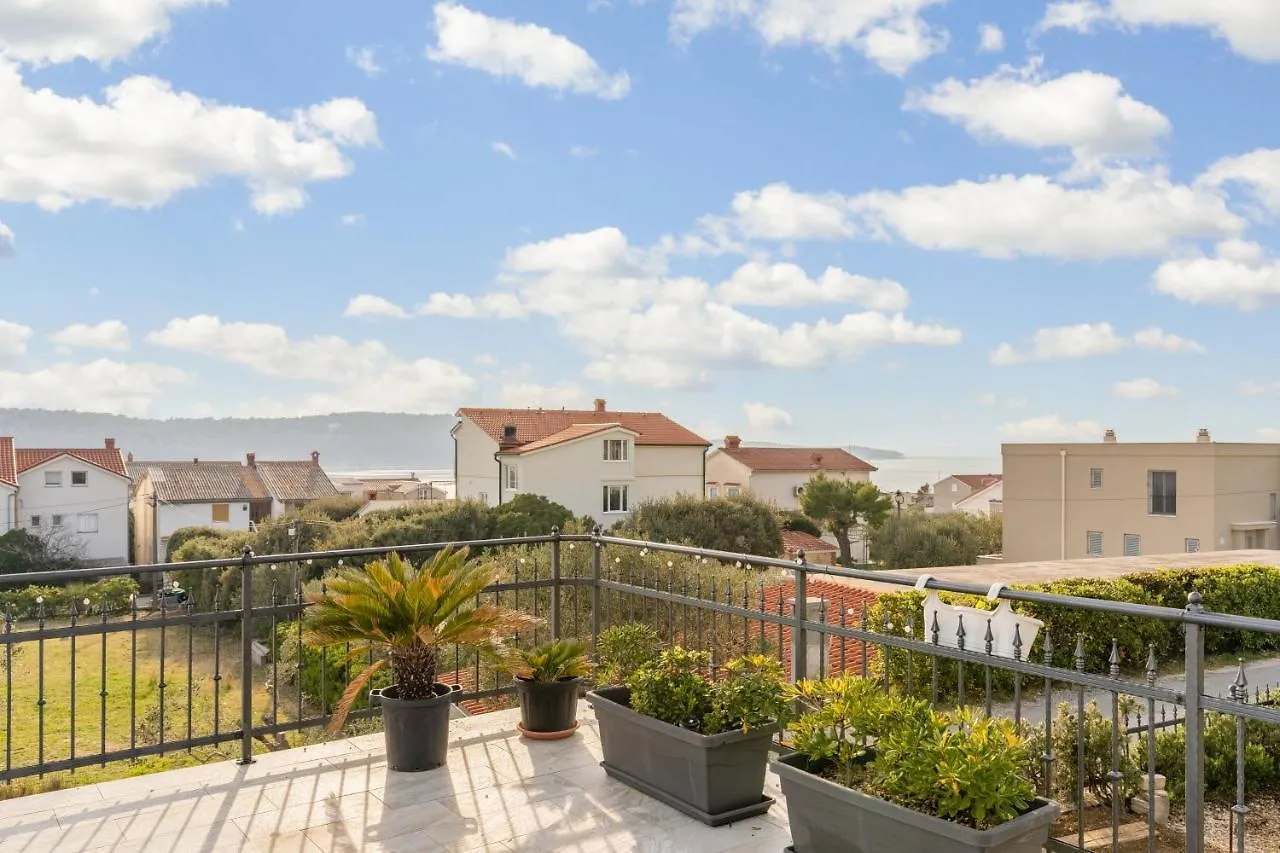Apartments By The Sea Barbat, Rab - 3203 0*, Barbat na Rabu