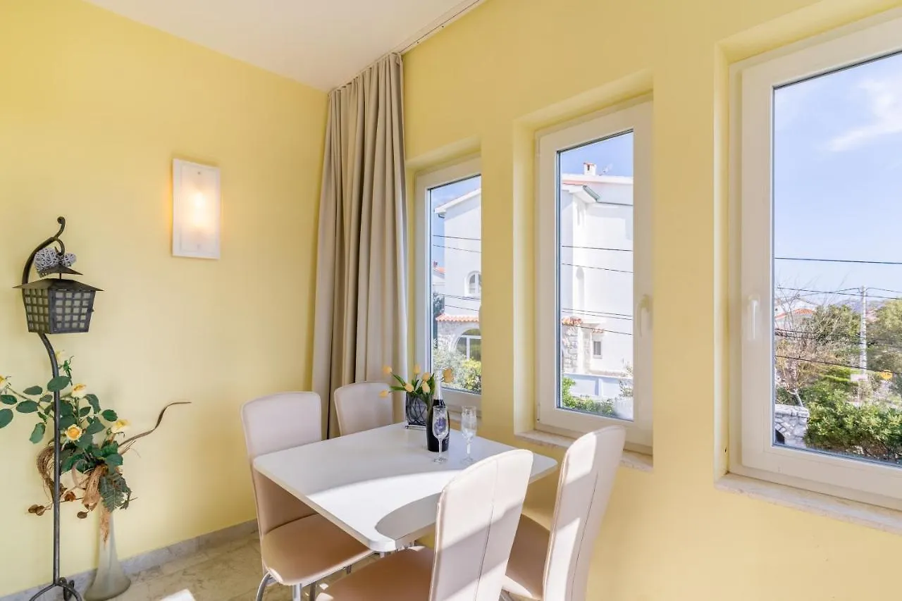 Apartments By The Sea Barbat, Rab - 3203