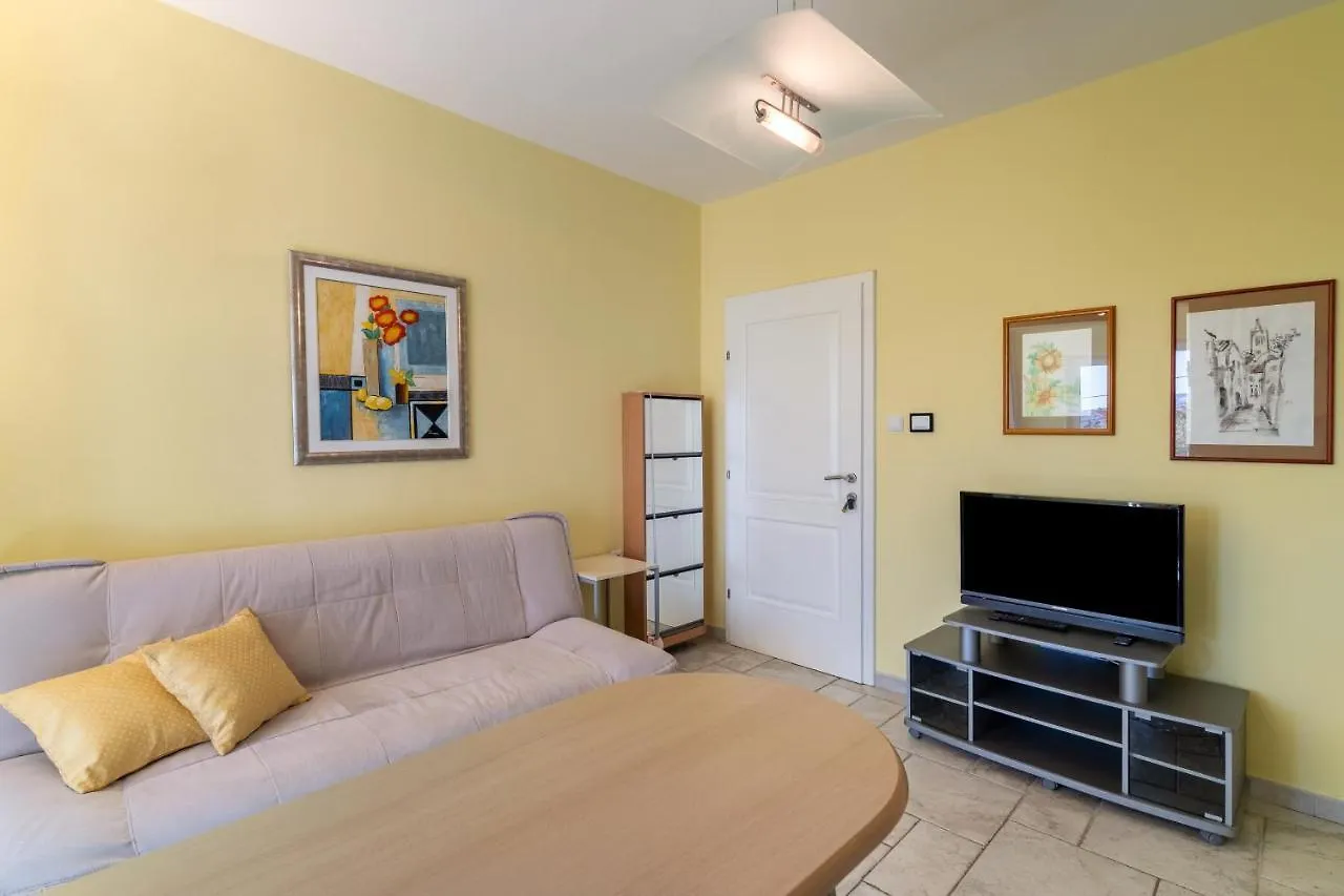 Apartments By The Sea Barbat, Rab - 3203 Barbat na Rabu